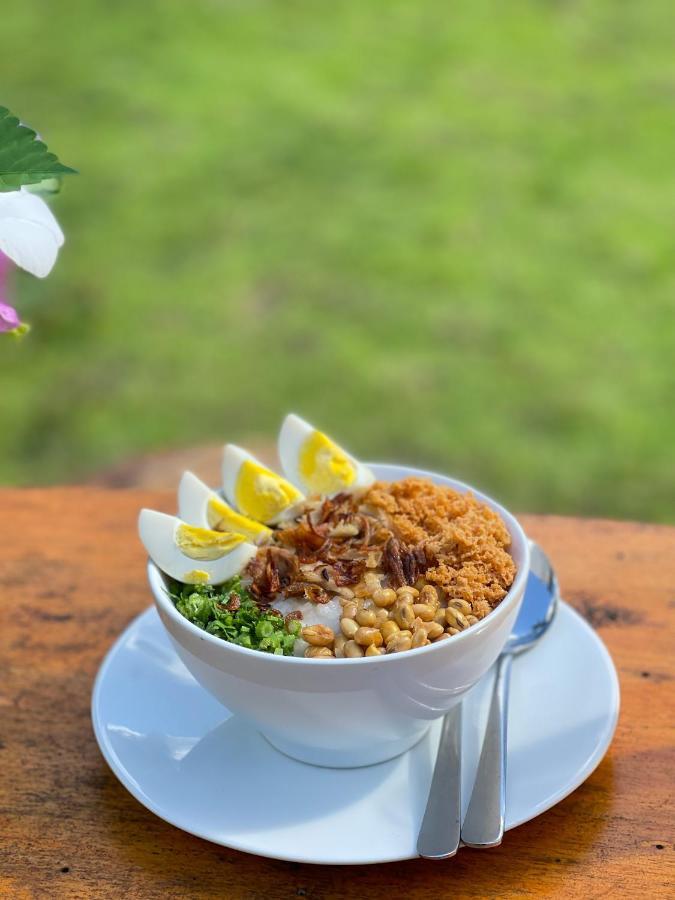 Mertha Sari Resto & Bungalow Klungkung Buitenkant foto